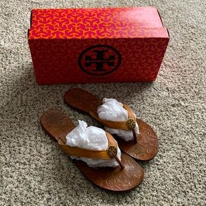 Tory Burch Thora Sandals Flip Flops Tan Gold